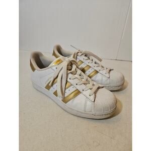 Adidas Girls superstar sneakers - size 4.5